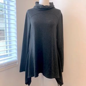 NEIMAN MARCUS Gray Cowl Neck Long Sleeve Knit Top Size Small